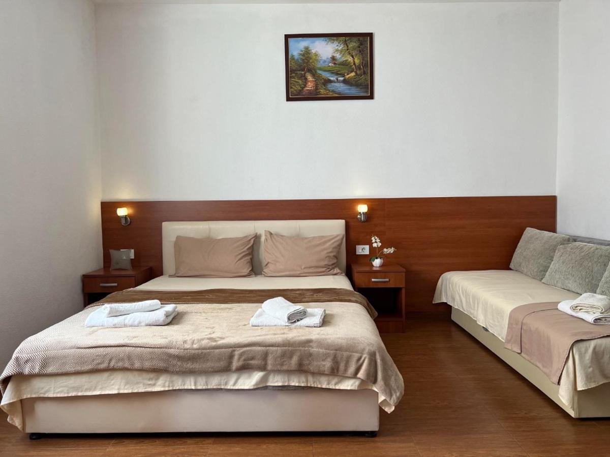 Apartments Fat E Jet - Pool & Breakfast อุลซิน ภายนอก รูปภาพ