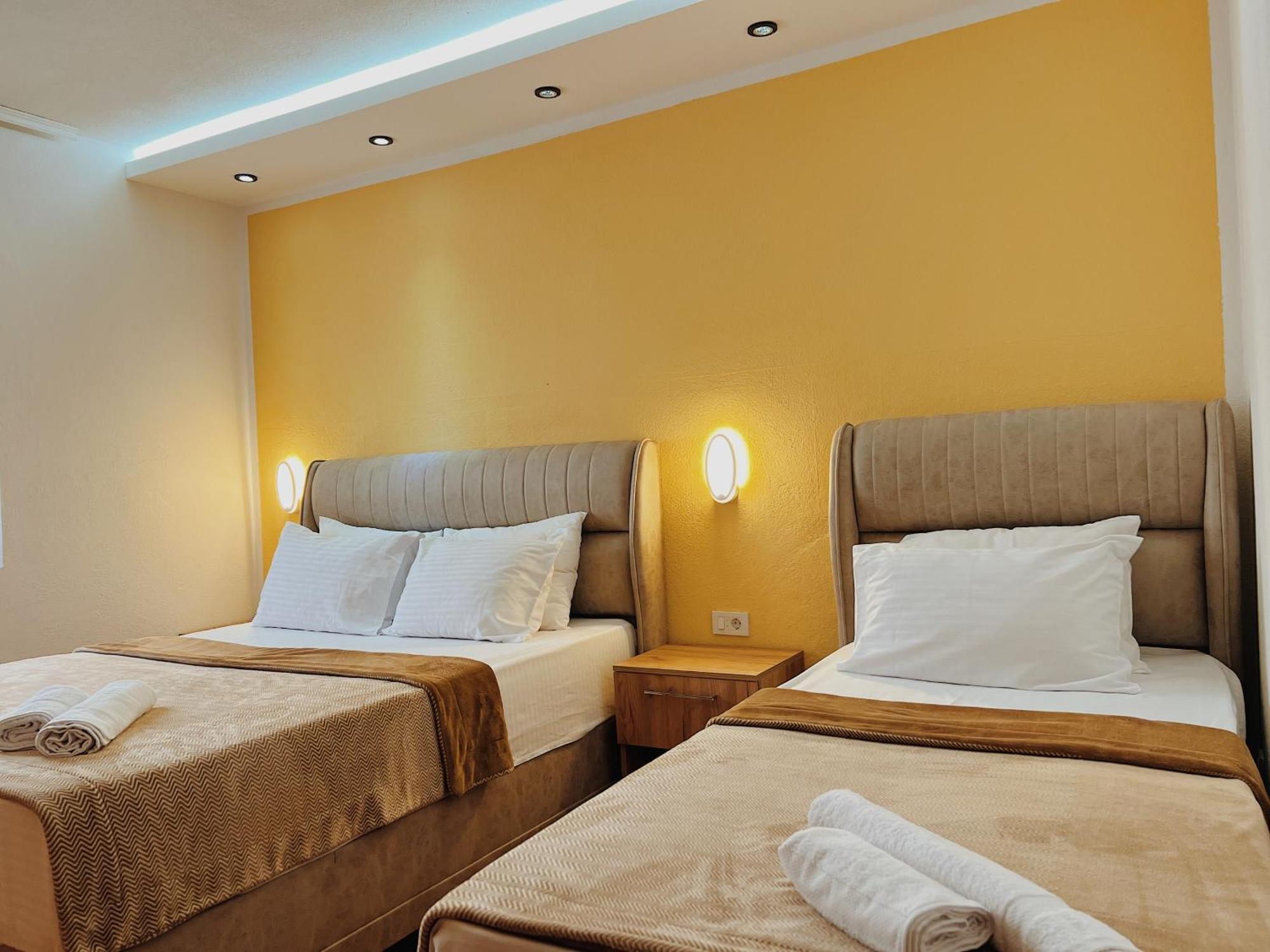 Apartments Fat E Jet - Pool & Breakfast อุลซิน ภายนอก รูปภาพ